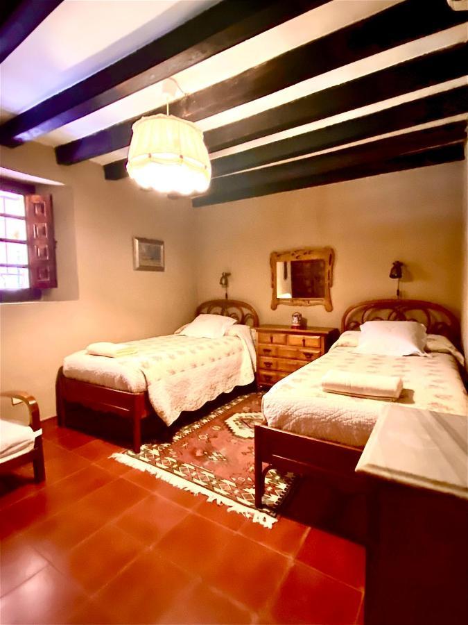 El Huerto De Candeleda Exterior photo
